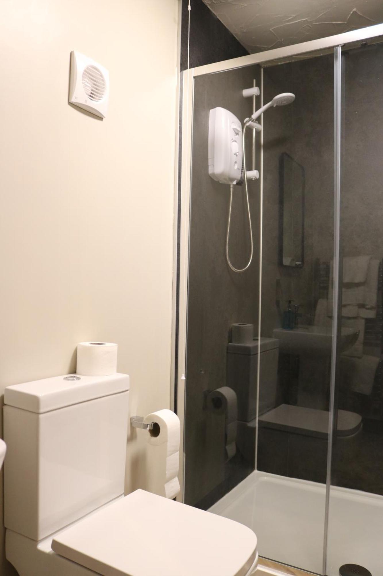Black Dog Inn 博尔顿 外观 照片
