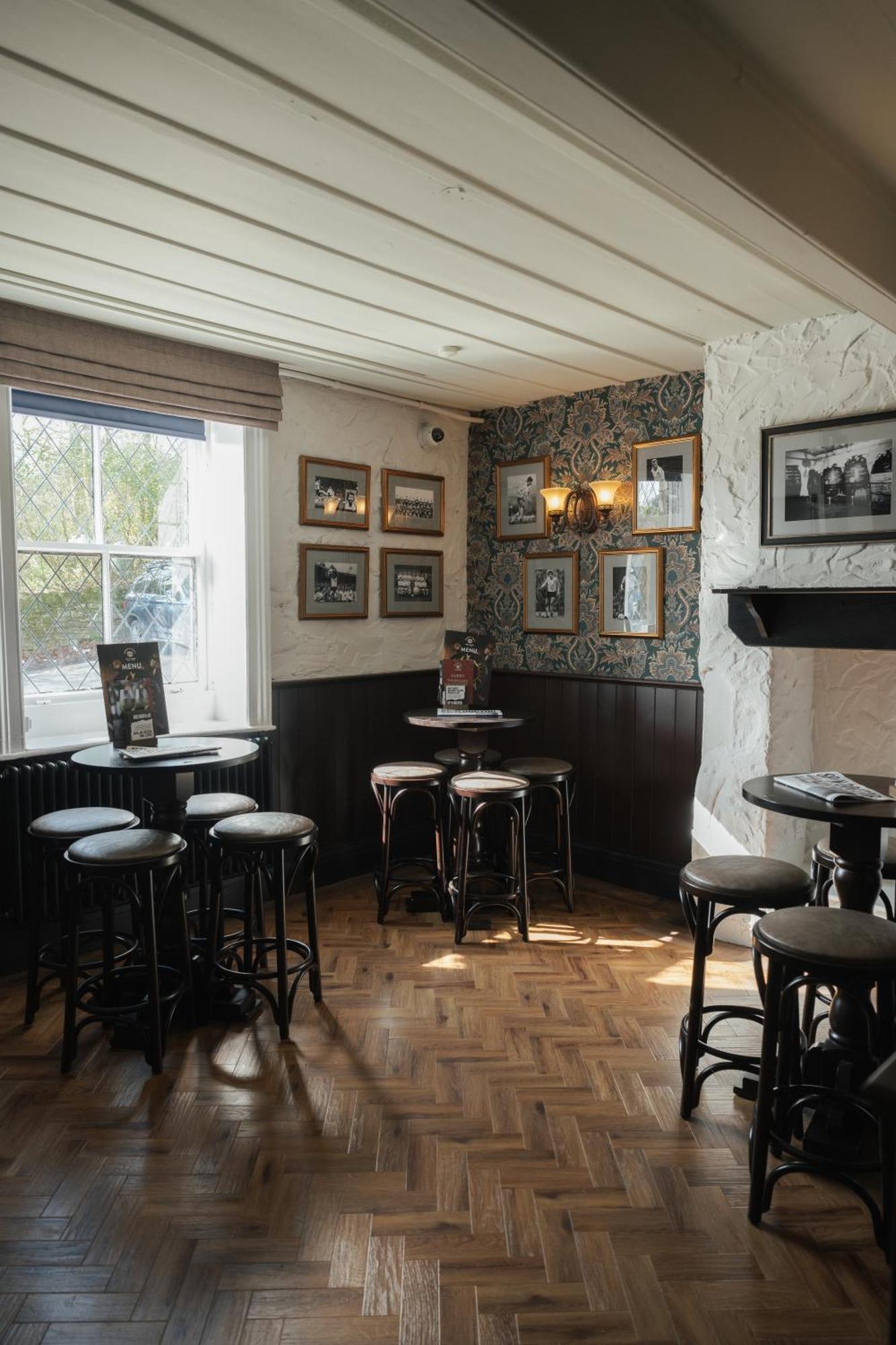 Black Dog Inn 博尔顿 外观 照片
